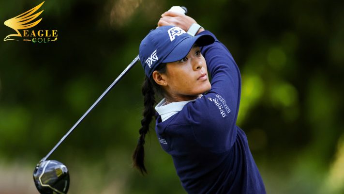 Những Gì Trong Túi Gậy Của Celine Boutier Tháng 12/2024